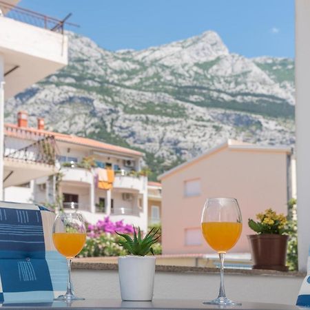 Apartments Petrusic Макарска Екстериор снимка