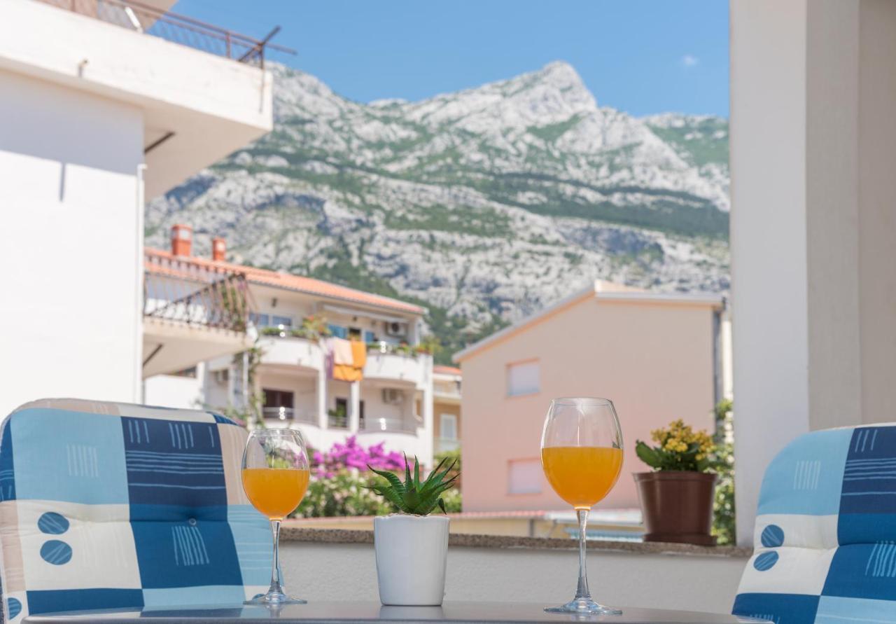 Apartments Petrusic Макарска Екстериор снимка